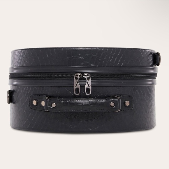 NWT Black Calpak Travel Hat box in Black Faux Croc🖤🖤 - Picture 4 of 6